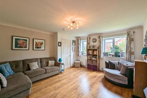 3 bedroom terraced house for sale, Main Street, Seamer, Scarborough