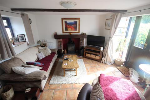 2 bedroom cottage for sale, Walkers Green, Marden, Hereford