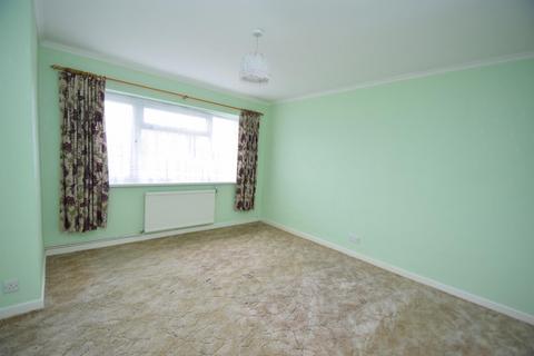 2 bedroom semi-detached bungalow for sale, Kingfisher Drive, Eastbourne BN23