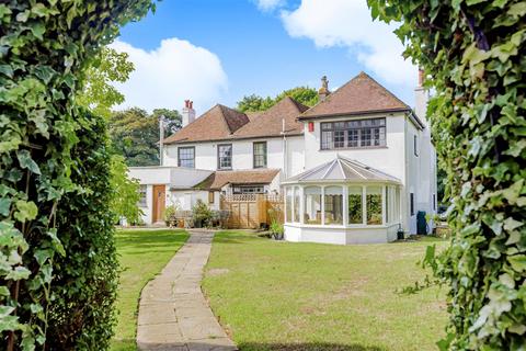 6 bedroom equestrian property for sale, The Street, Folkestone CT18