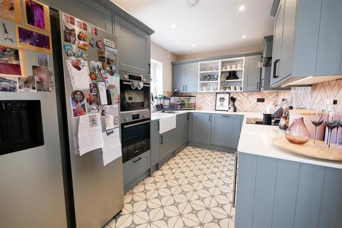 60 Blacklands Road, Benson, Wallingford, OX10 6NP