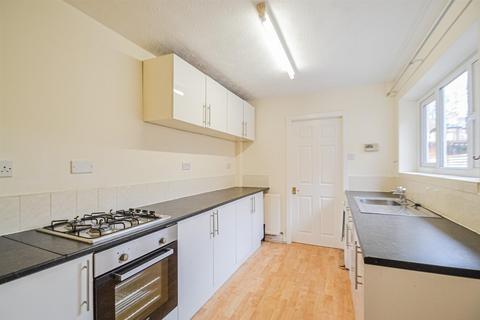2 bedroom terraced house to rent, Gaskell Street, Warrington WA4