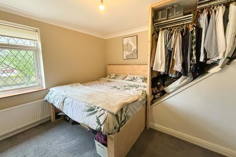 12 Pensclose, Witney, OX28 2EQ