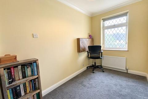 12 Pensclose, Witney, OX28 2EQ