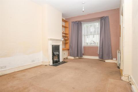 3 bedroom end of terrace house to rent, Sevenoaks Road, Borough Green, Kent