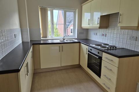 2 bedroom flat to rent, 9 Gibstone Close, Atherton M46