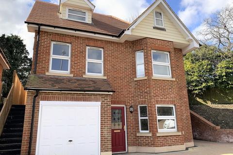 4 bedroom detached house for sale, Bexhill Road, NINFIELD, TN33