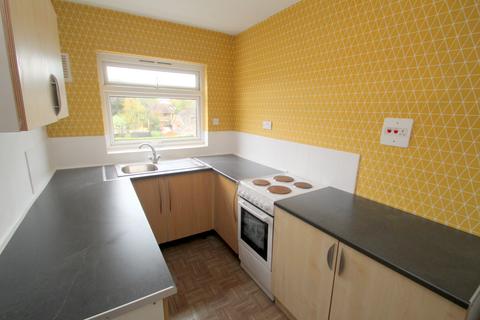16, Carlton Court Gresham Road, Staines-upon-thames, TW18 2BL