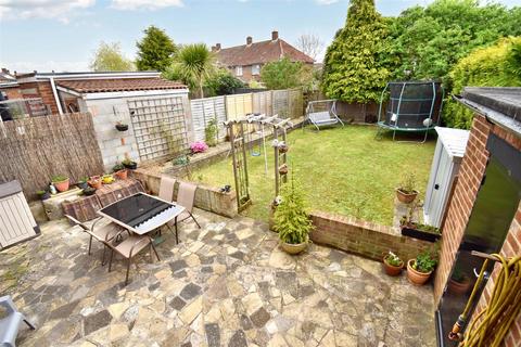 3 bedroom semi-detached house for sale, Staveley Crescent, Southmead