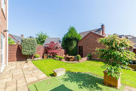 39 Astor Drive, Warrington, WA4 3DS