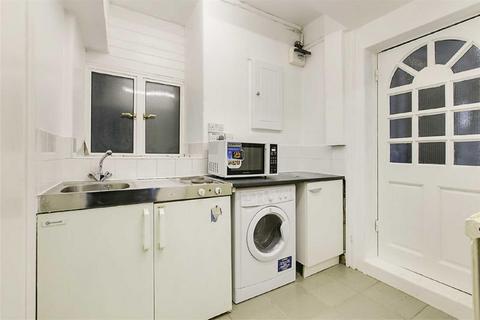 Studio to rent, North End House, Fitzjames Avenue, London, W14