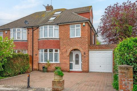 4 bedroom semi-detached house for sale, Manor Way, York