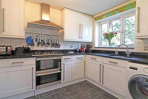 3 bedroom semi-detached house for sale, Alpine Road, Redhill