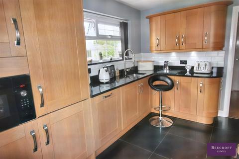 17 Burnham Way, Darfield, Barnsley, S73 9QT