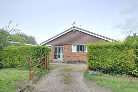 3 bedroom detached bungalow for sale, Dale Road, Elloughton