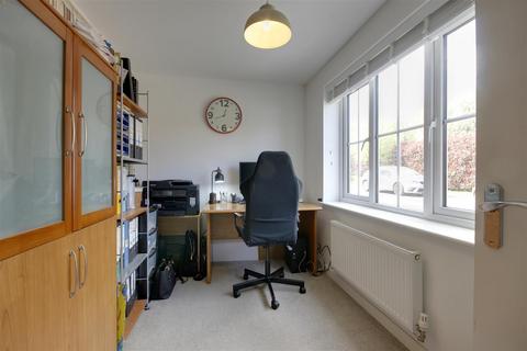 91 Castle Road, Cottingham, HU16 5JF