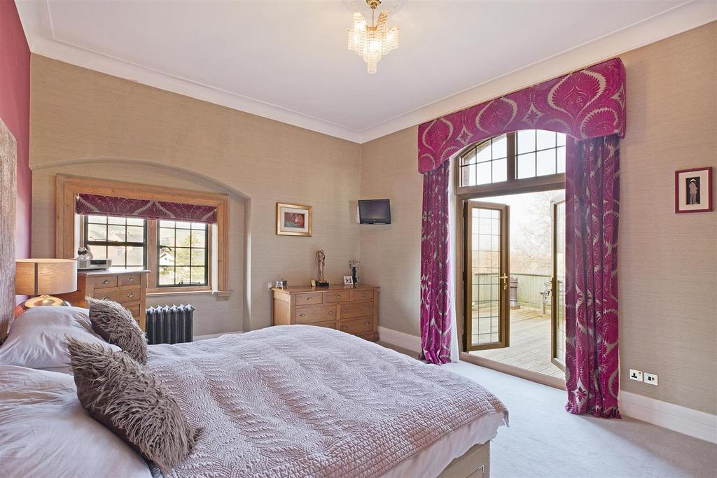 Master bedroom to balcony