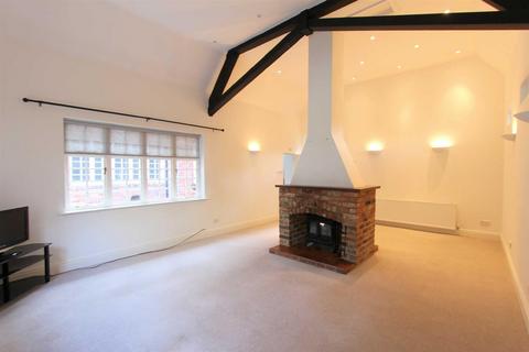 4 bedroom detached house to rent, Tempest Road, Alderley Edge