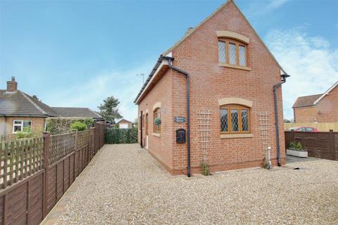 3 bedroom detached house for sale, Main Road, Withern LN13