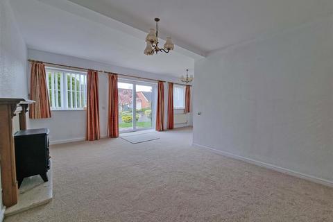 3 bedroom retirement property for sale, Silver Street, Wythall, Birmingham