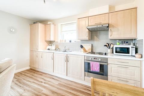 30 Paxton Drive, Bristol, BS3 2BE
