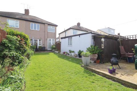 3 bedroom semi-detached house for sale, Edwards Way, Hutton, Brentwood