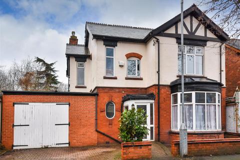 4 bedroom detached house for sale, 18 Elm Avenue, Bilston, Wolverhampton