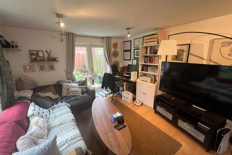 1 bedroom flat to rent, Montmano Drive, Didsbury, Manchester