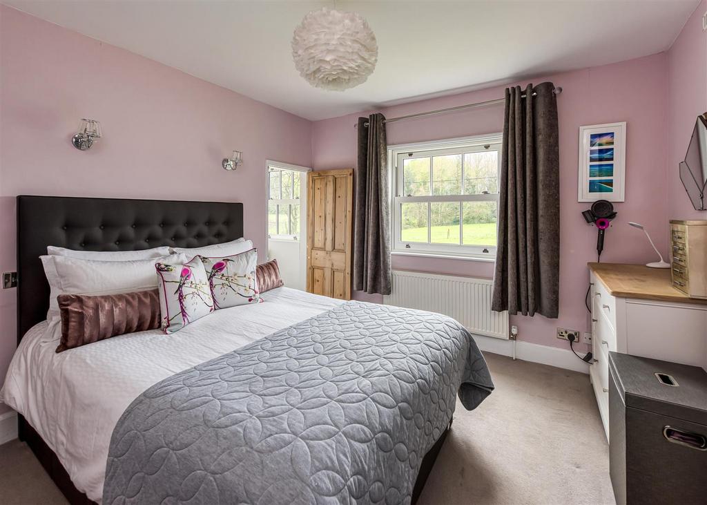 The Little House-bed1b.jpg