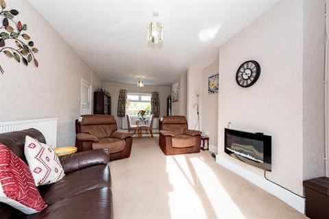 3 bedroom semi-detached house for sale, Sutton Road, Kidderminster