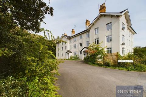 3 bedroom flat for sale, Hatherley Road, Cheltenham