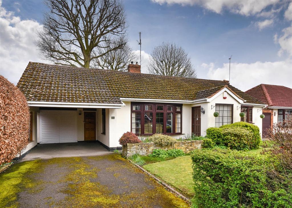 30 Sabrina Road, Wightwick... 2 bed detached bungalow for sale £395,000