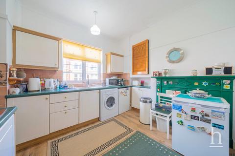 2 bedroom ground floor flat for sale, Victoria Road, West Kirby CH48