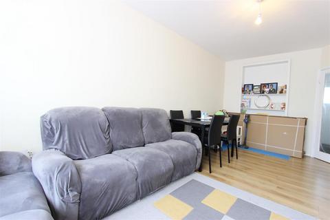 1 bedroom house for sale, Princessa Court, Uvedale Road, Enfield