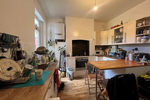 1 bedroom maisonette to rent, Audley Road, Hendon, London, NW4