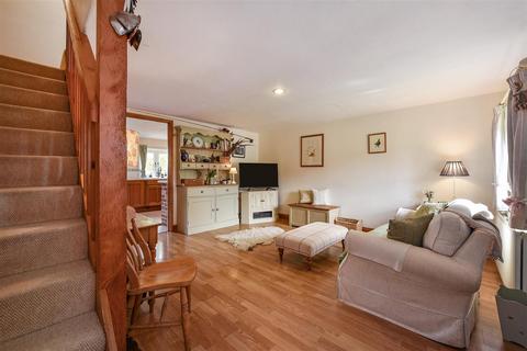 2 bedroom cottage for sale, Timothys Field, Abbotts Ann, Andover