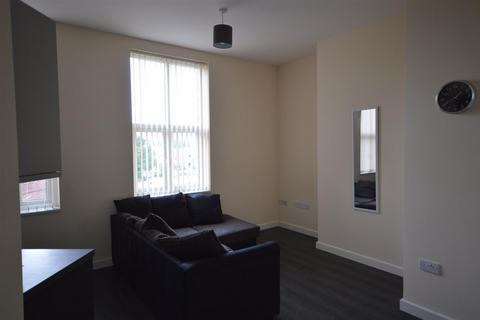 1 bedroom apartment to rent, Carlton Street, Castleford