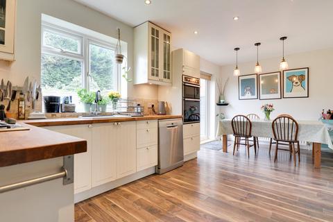 6 The Orchards, Sawbridgeworth, CM21 9BB