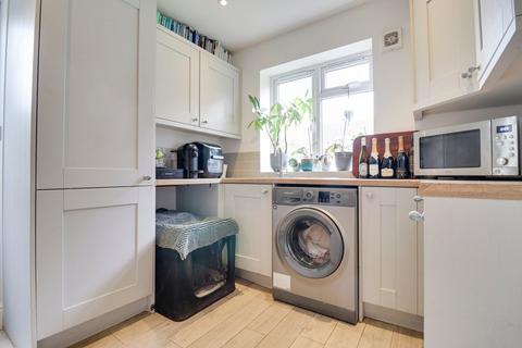 6 The Orchards, Sawbridgeworth, CM21 9BB