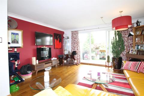 1 bedroom apartment to rent, Blakeley Court, Sutton Coldfield, West Midlands