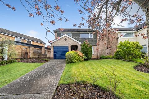 4 bedroom detached house for sale, Hunger Hills Avenue, Horsforth