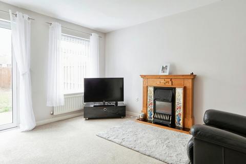 2 bedroom terraced house for sale, Mclaren Fields, Leeds