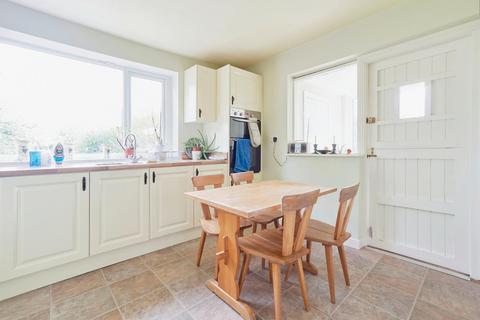 16 Cockshott Lane, Armley, Leeds, LS12 3QF