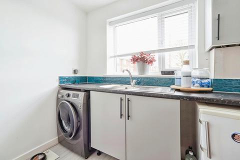 23 Bath Road, Bramley, Leeds, LS13 3BP