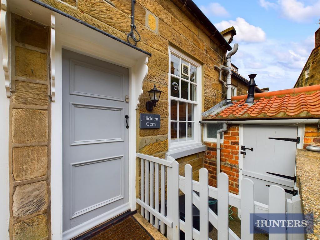 CAM03407 G0-PR0109-STILL021.jpg