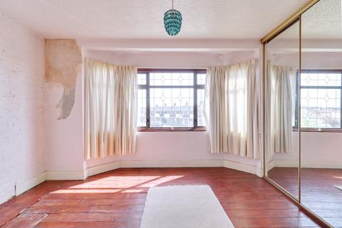 19 Cherry Tree Lane, Rainham, RM13 8TH