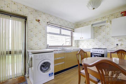 2 bedroom house for sale, Galliard Road, London