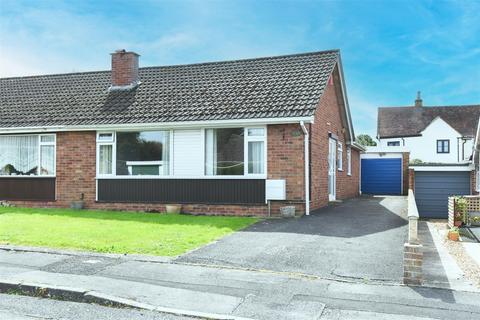 3 Oak Drive, North Bradley, Trowbridge, BA14 0SW