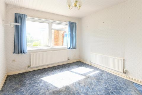 3 Oak Drive, North Bradley, Trowbridge, BA14 0SW