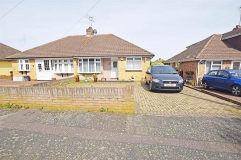19 Brockenhurst Close, Gillingham, ME8 0HG